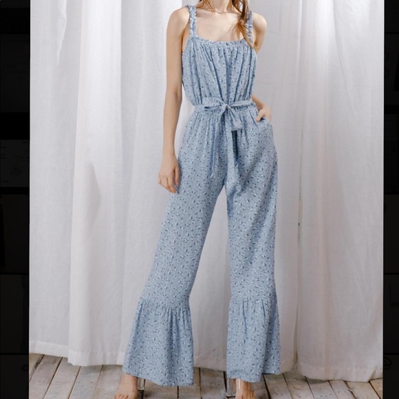 Storia Bell Bottom Jumpsuit size medium